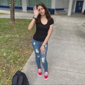 Meet your Posher, Ashley